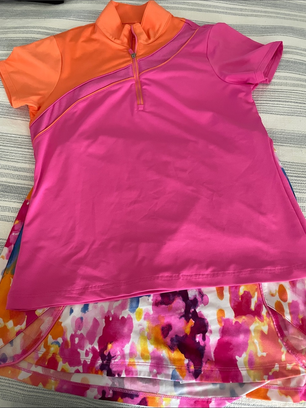 Golf set of EP New York Bright Pink & Orange Watercolor Golf Skort and Top S